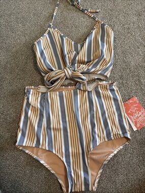 Kortni Jeane Striped tie Knot-Front Bikini in White, Tan & Black